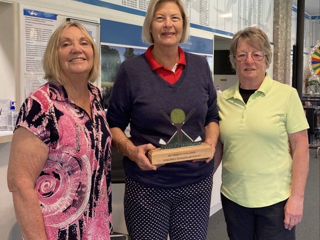 Bev Bradley Challenge 9 Hole vs 18 Hole ladies 5 Sept '24. Diane Enoka (9 hole convenor) Sandy Lepine & Jenny Van Heerden ( Committee reps 18 holers)