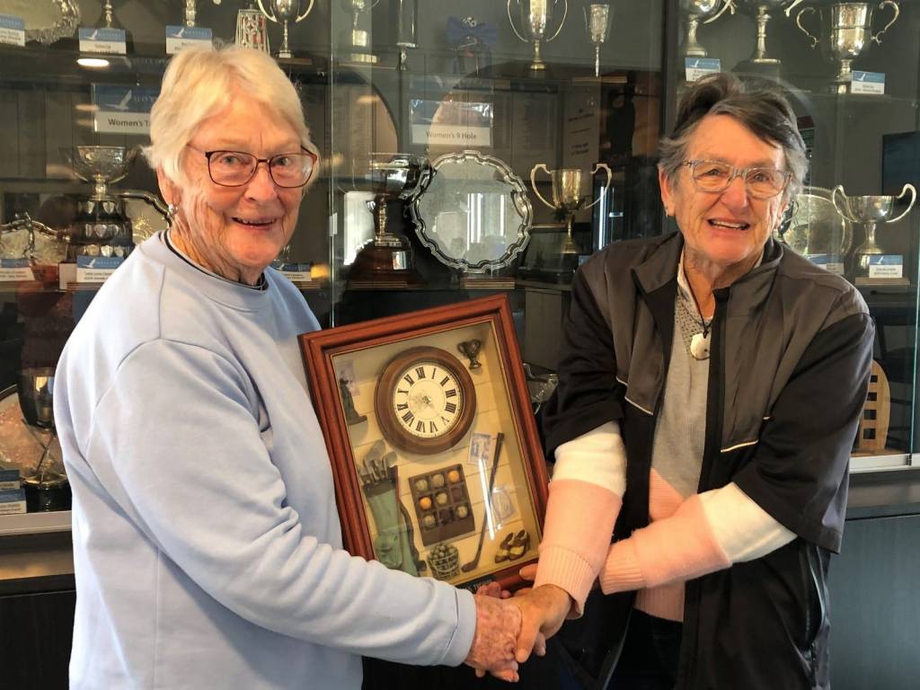 Beverly Moss Trophy 2025 being presented to winner Grace Latimer by Helen Dryden 5 Aug '25